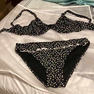 Beach by Maidenform, 2 piece Bikini Set, top 38D, bottoms XL. NWOT